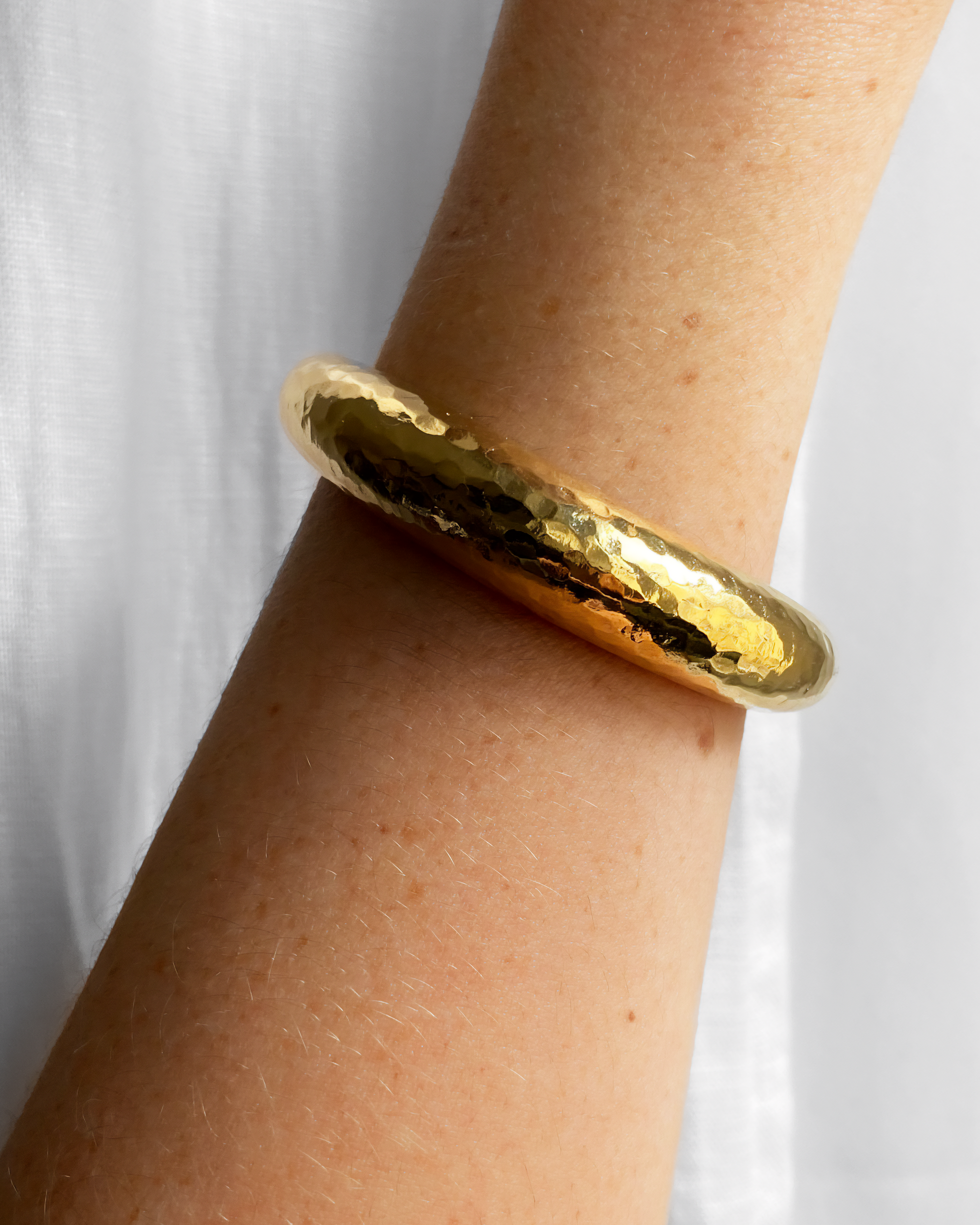 BRACELET KALI MARTELÉ
