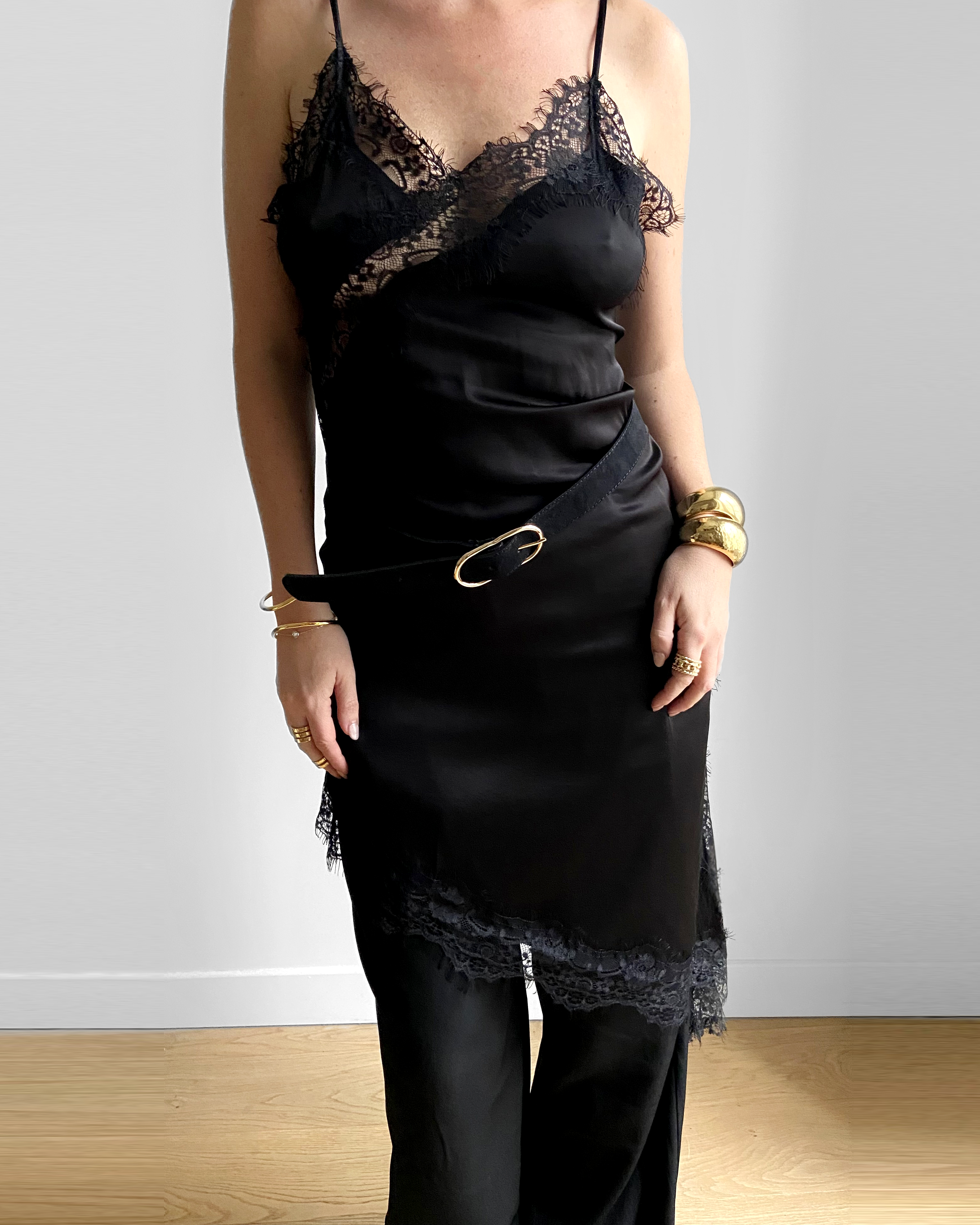 ROBE SATIN DENTELLE