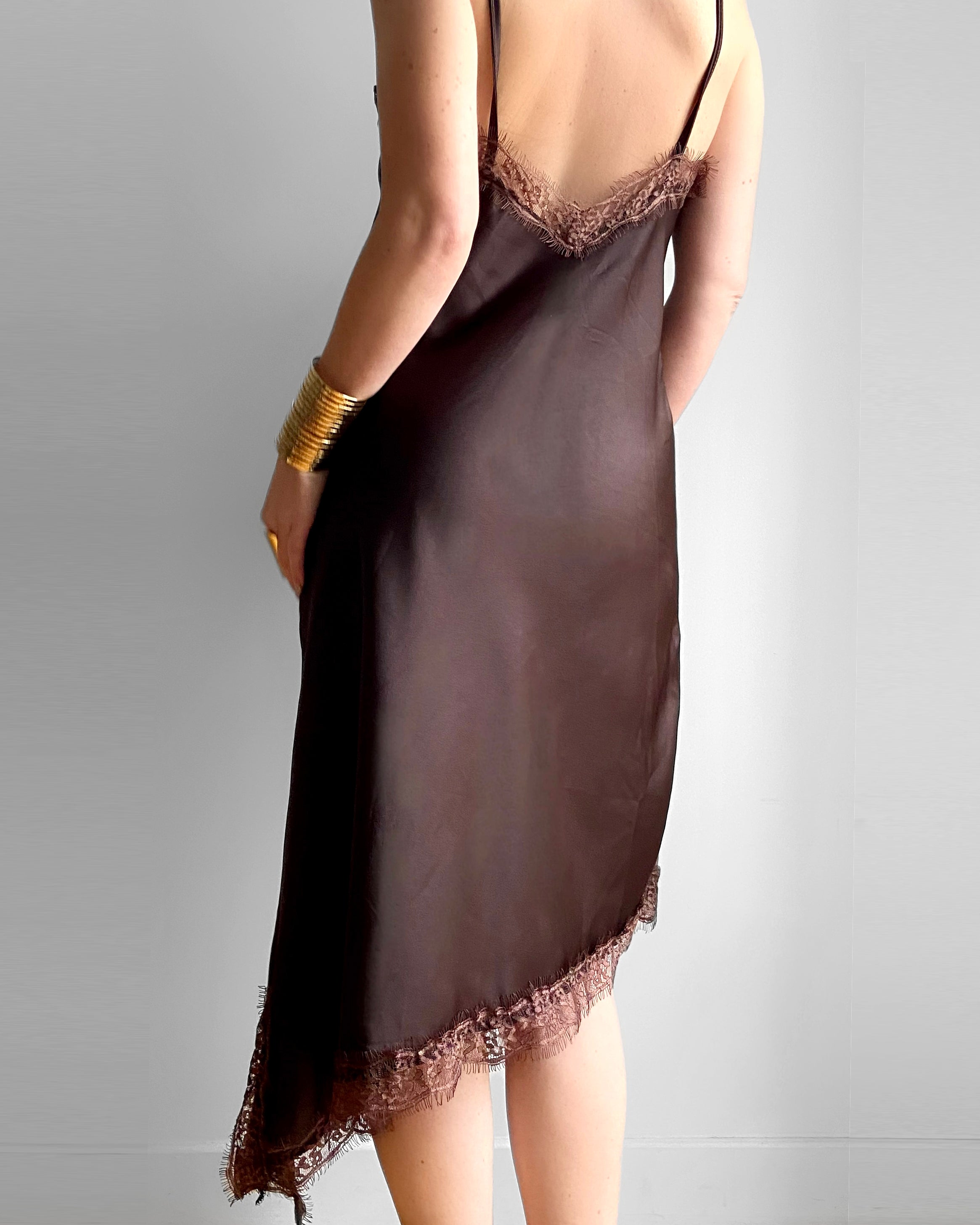 ROBE SATIN DENTELLE