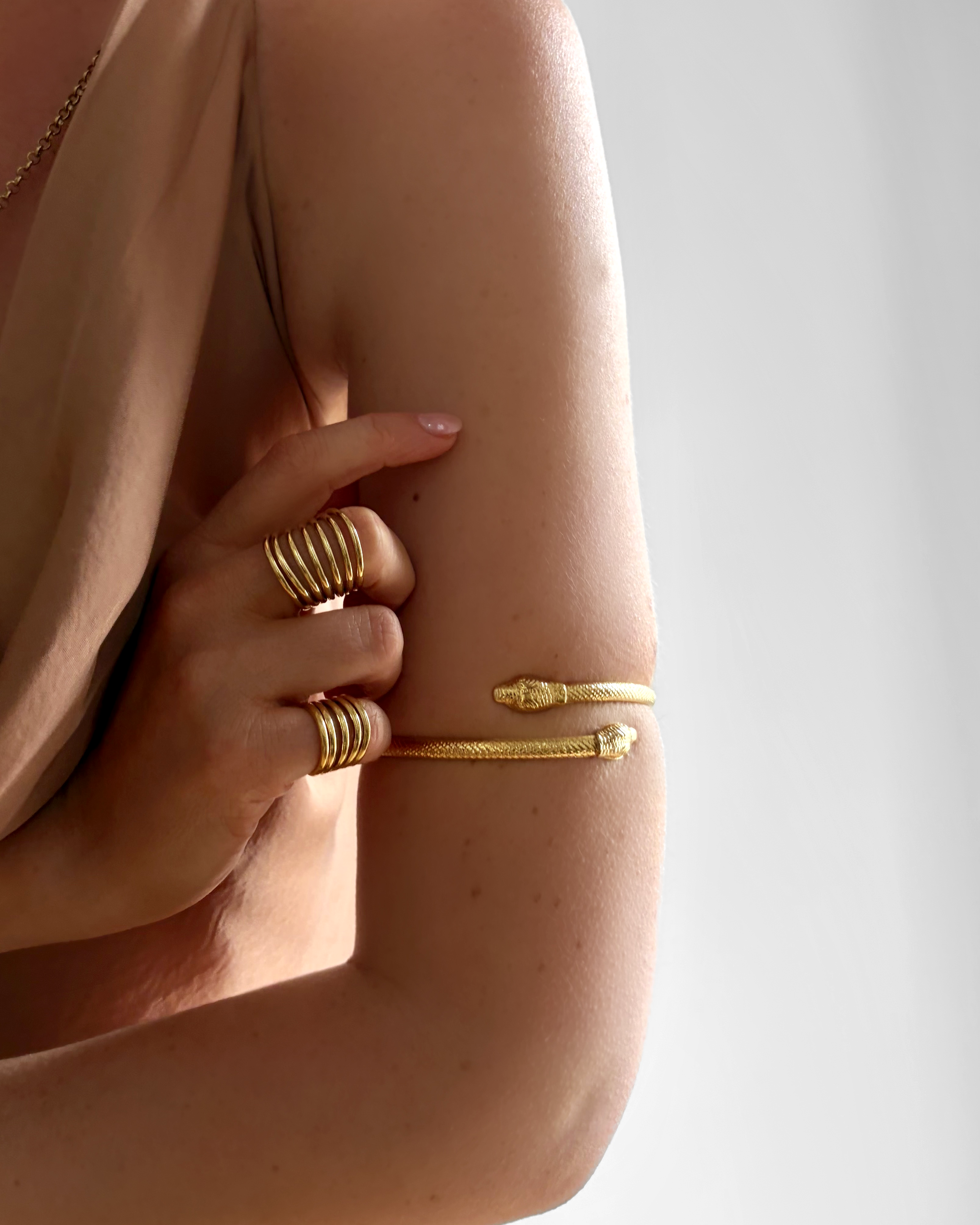 BAGUE 7 HOOPS