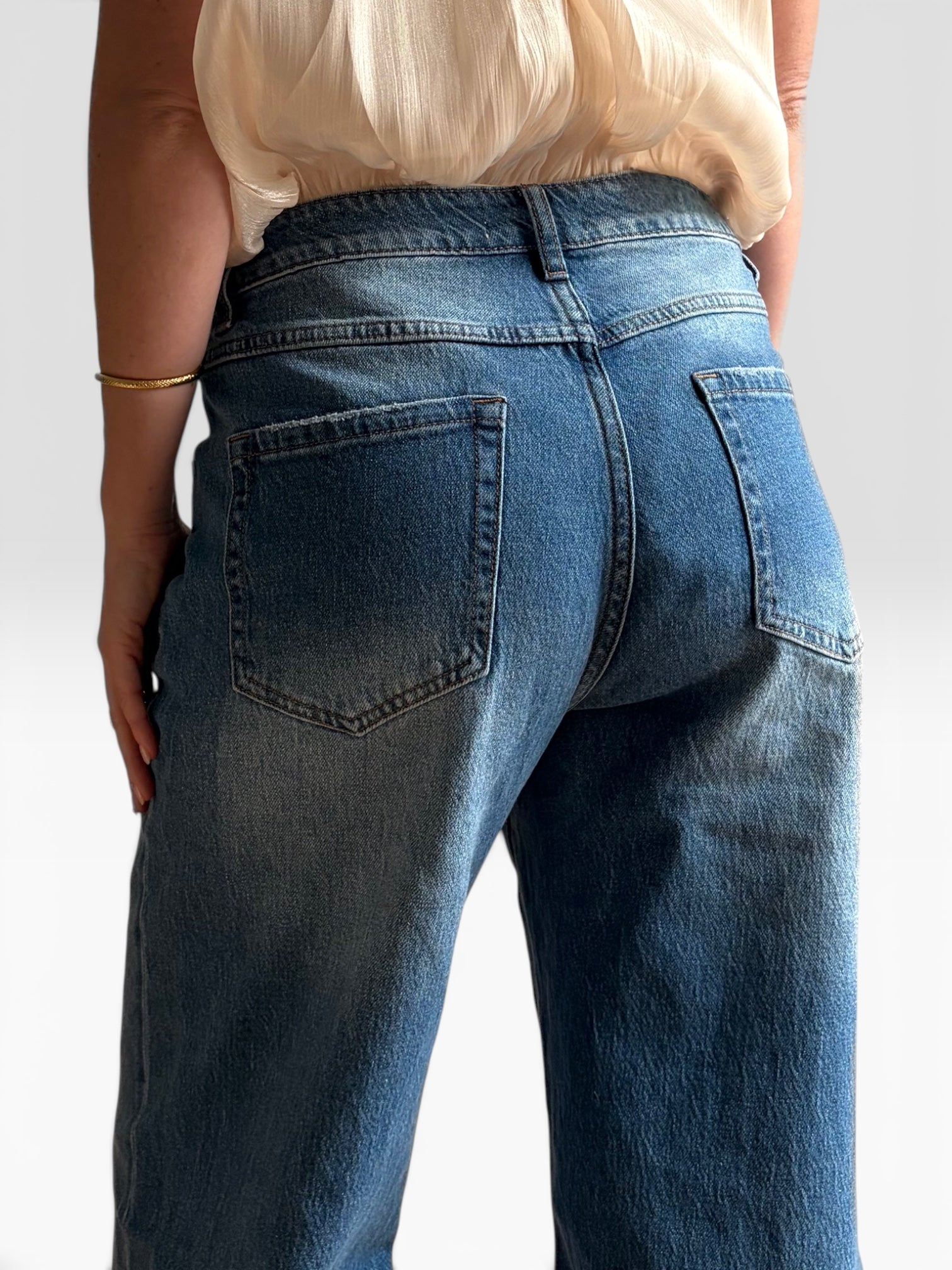 JEAN PEACHY