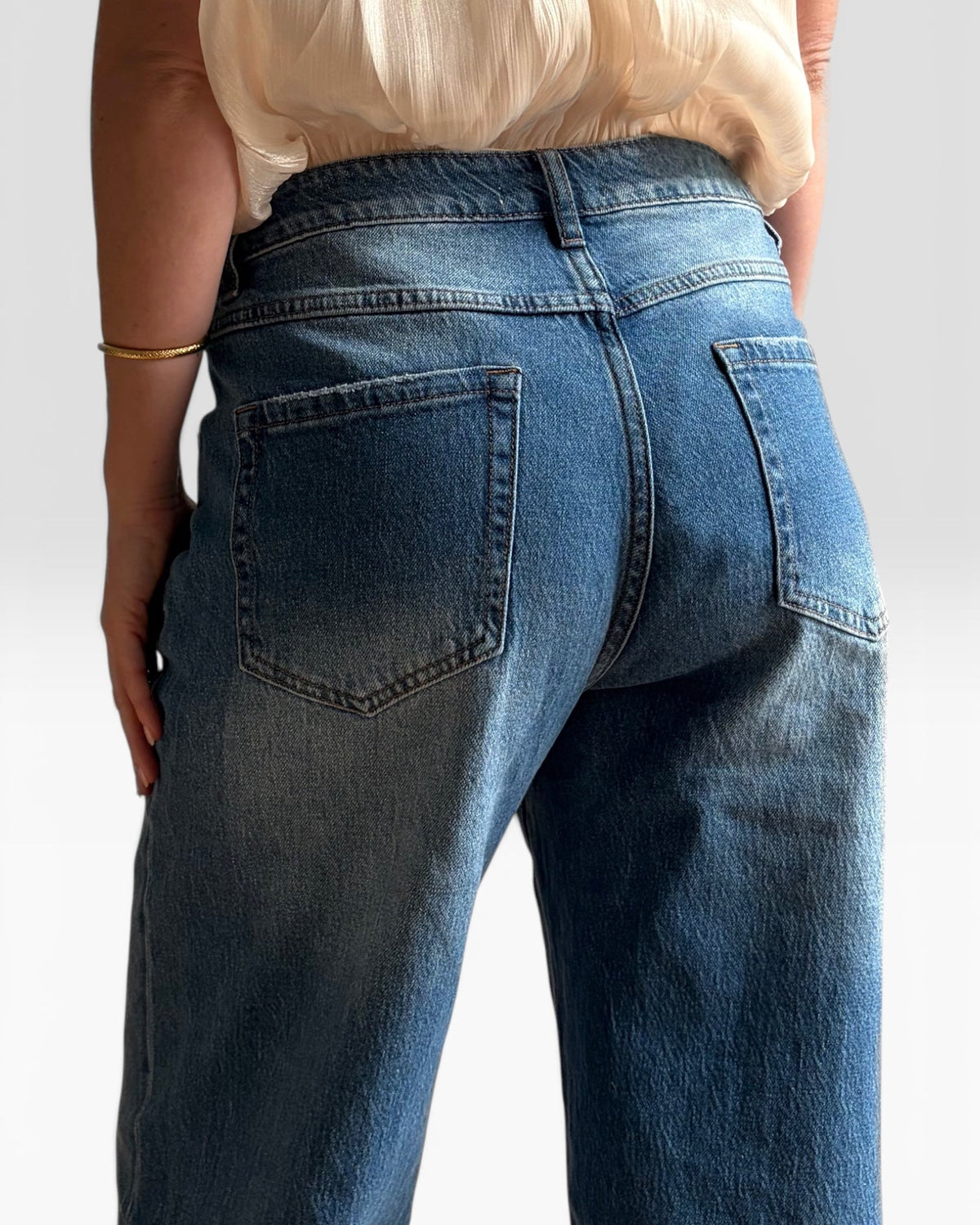 JEAN PEACHY