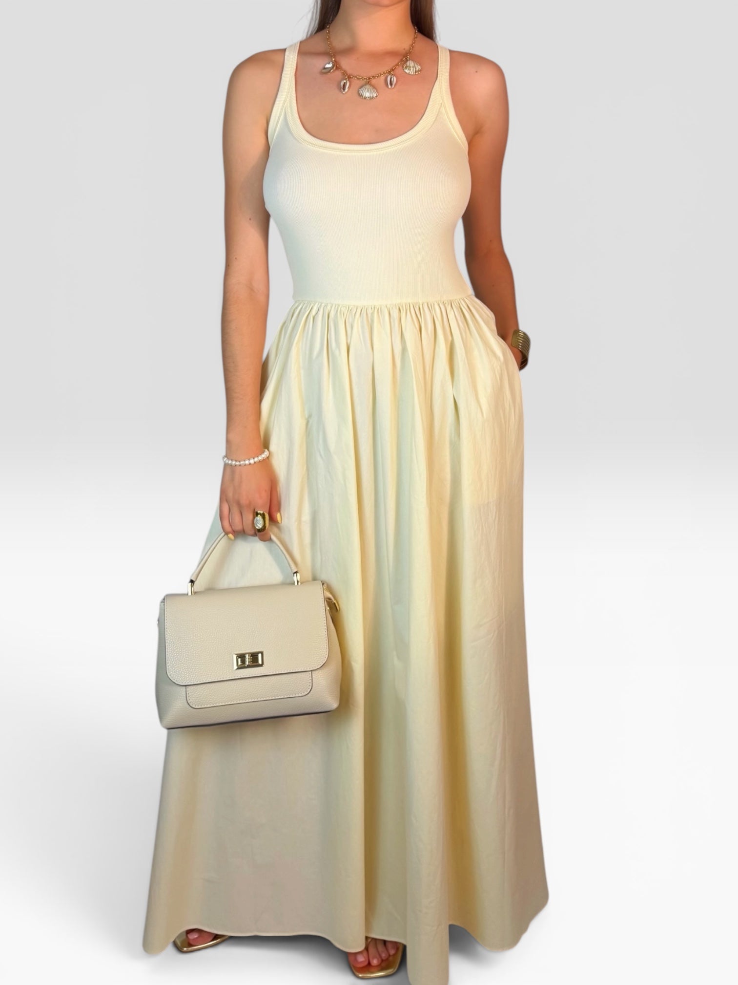 ROBE SOHO