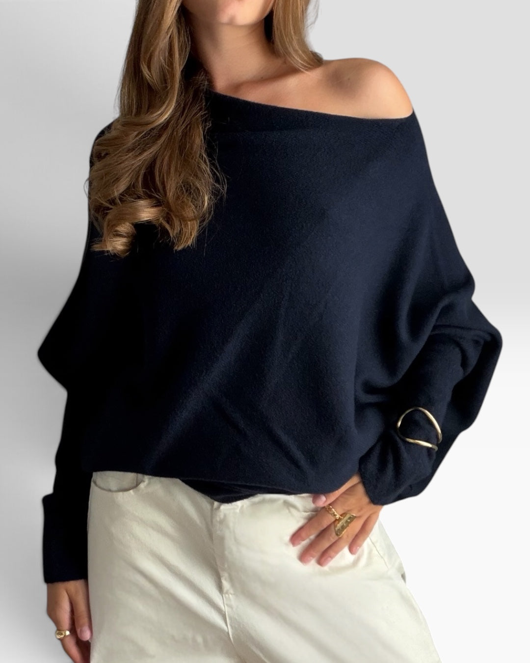 SUNDAY SWEATER