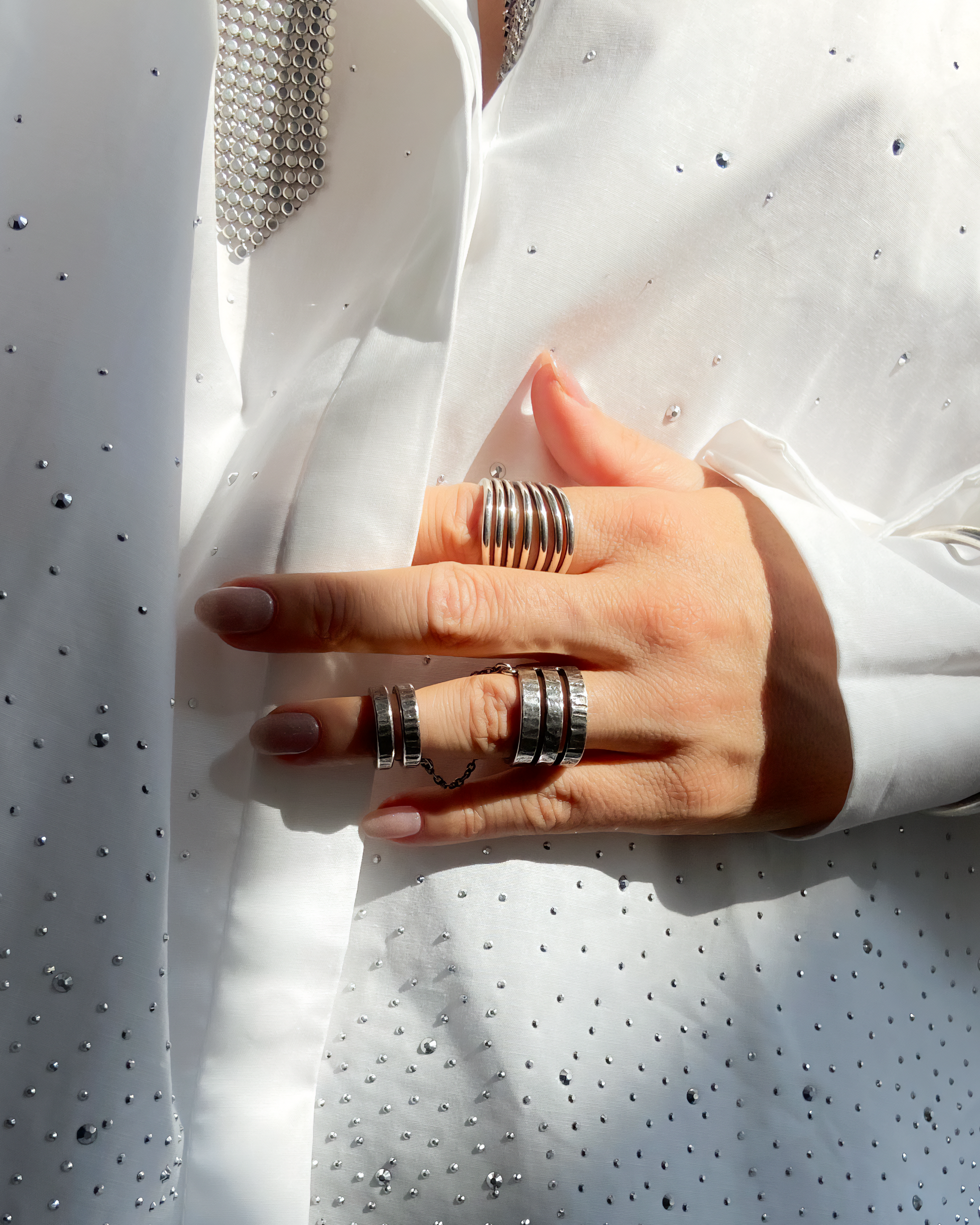BAGUE ARTICULÉE CISELÉE