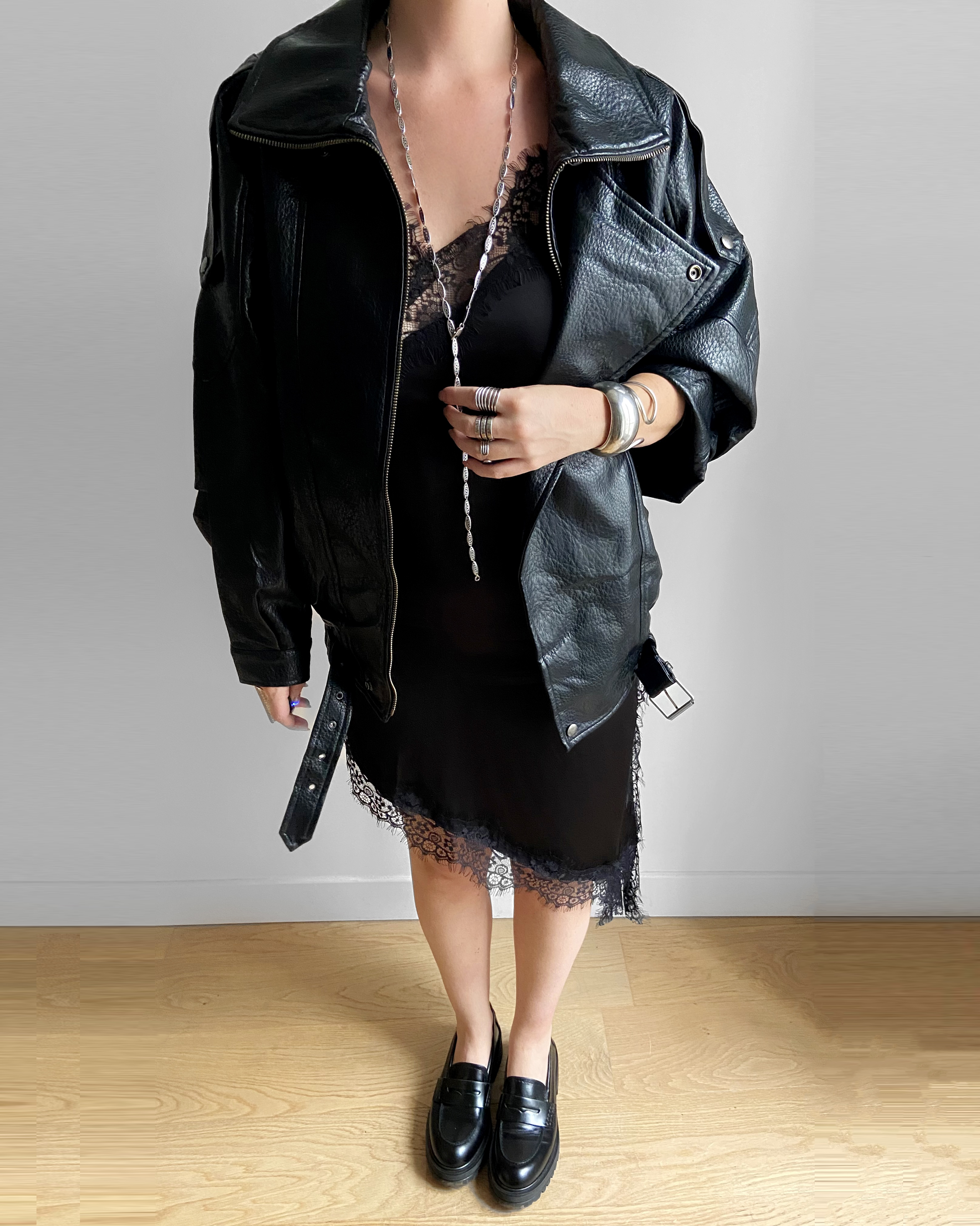 ROBE SATIN DENTELLE