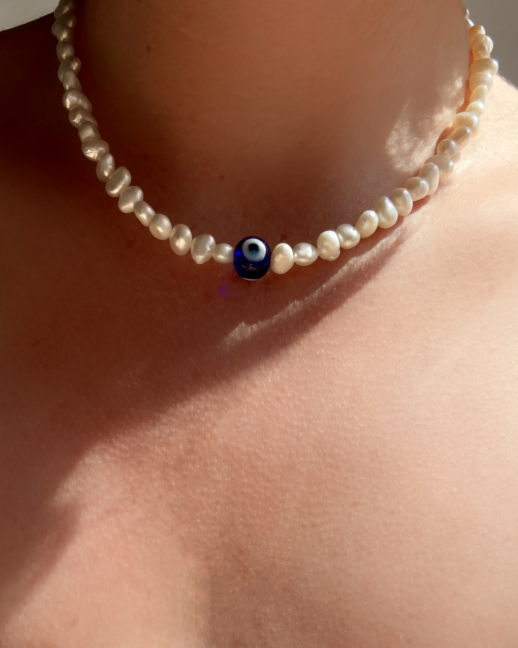 EYE NECKLACE