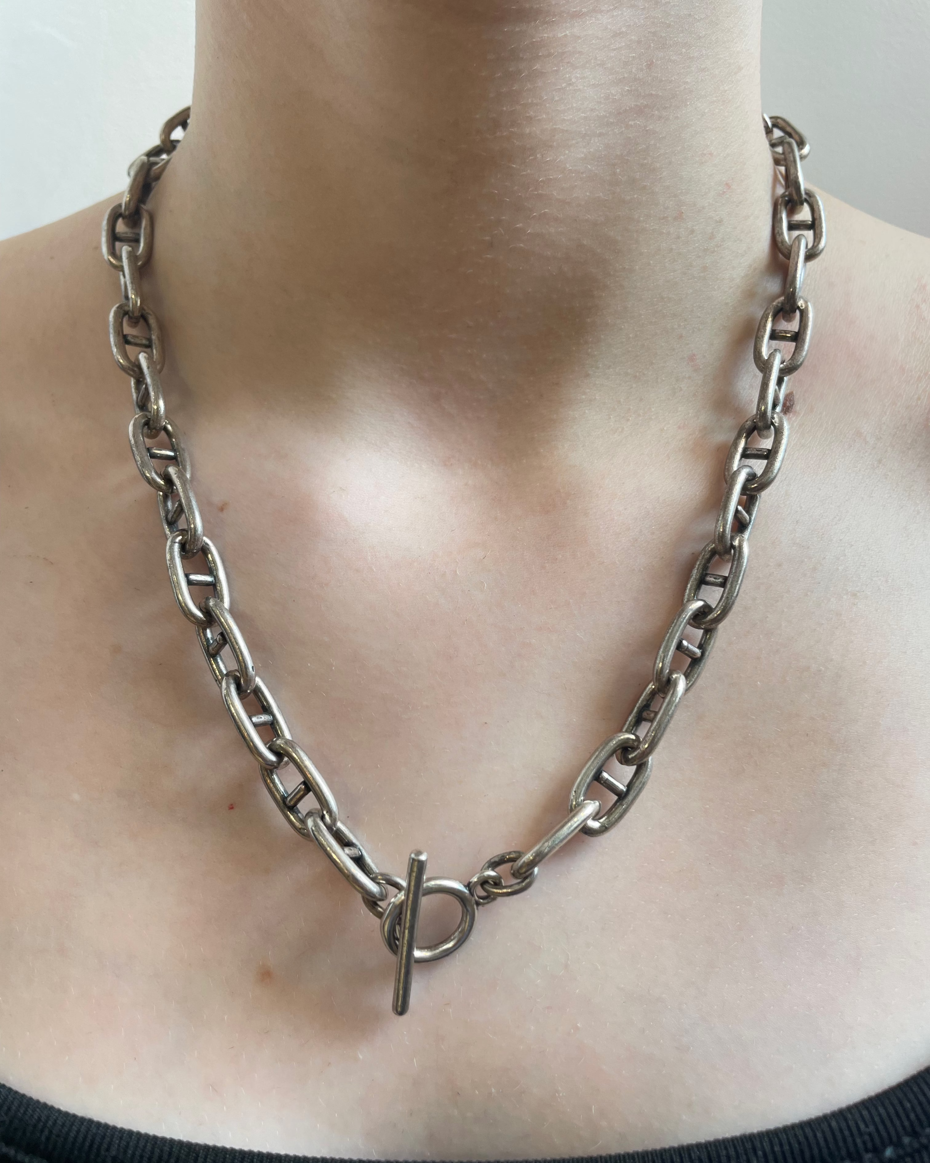 COLLIER BARRE ENCHAINÉE