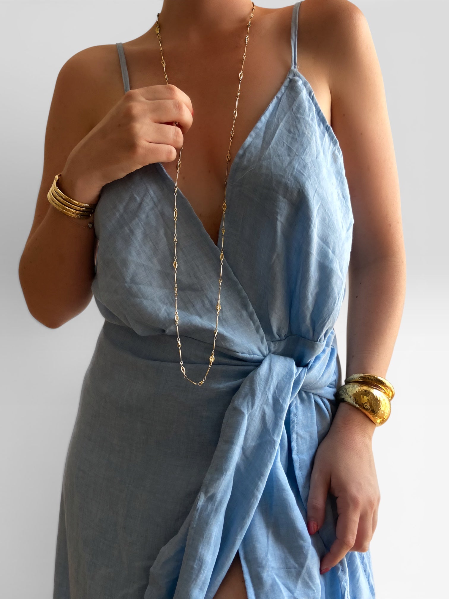 ROBE ALY