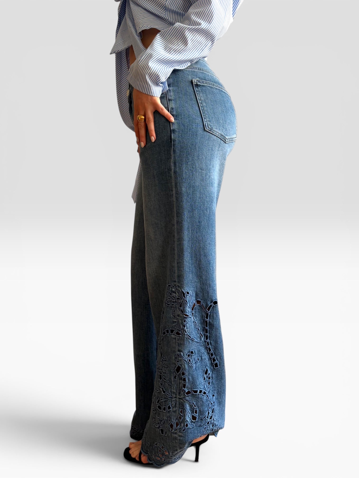 JEAN FLORA