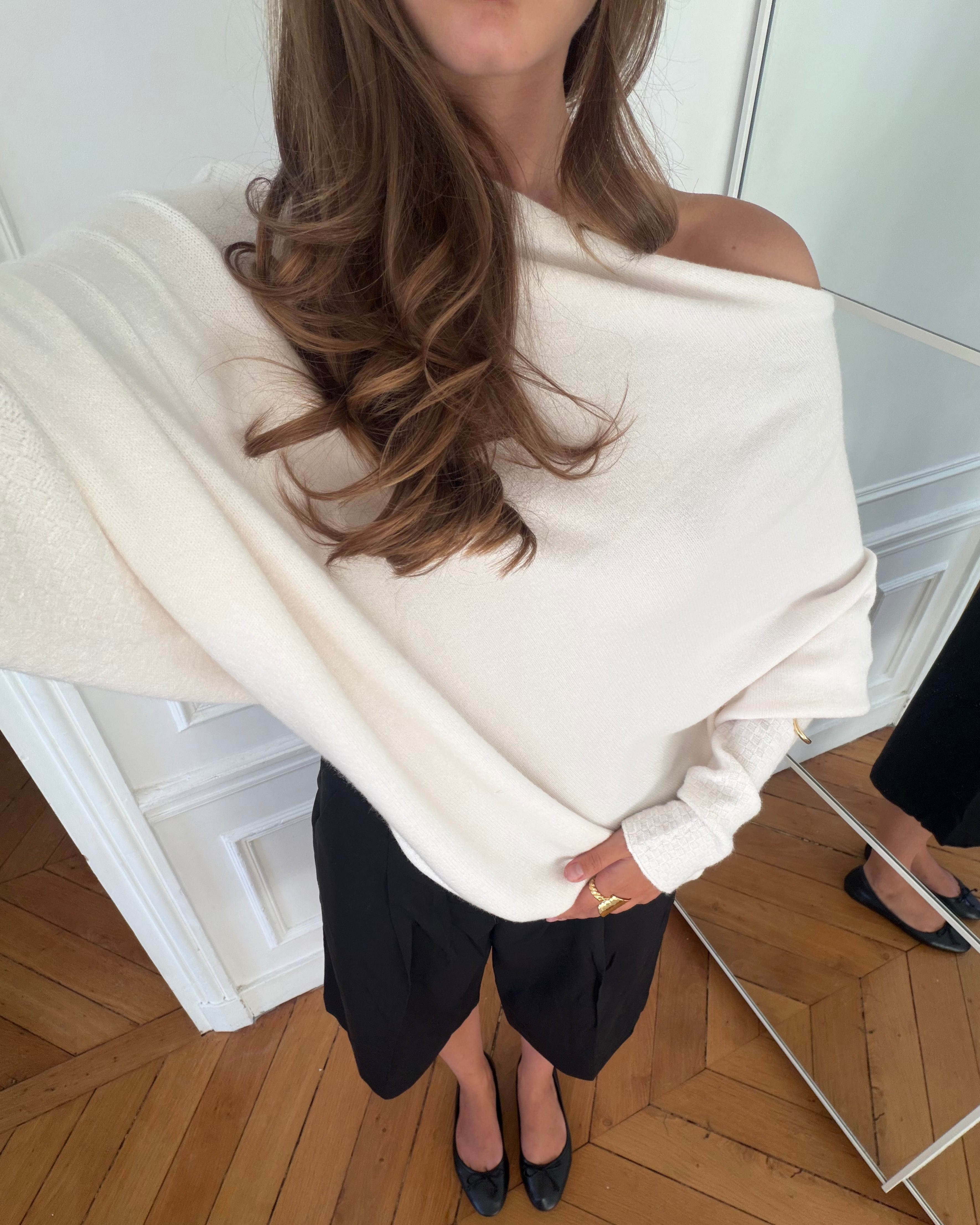 SUNDAY SWEATER