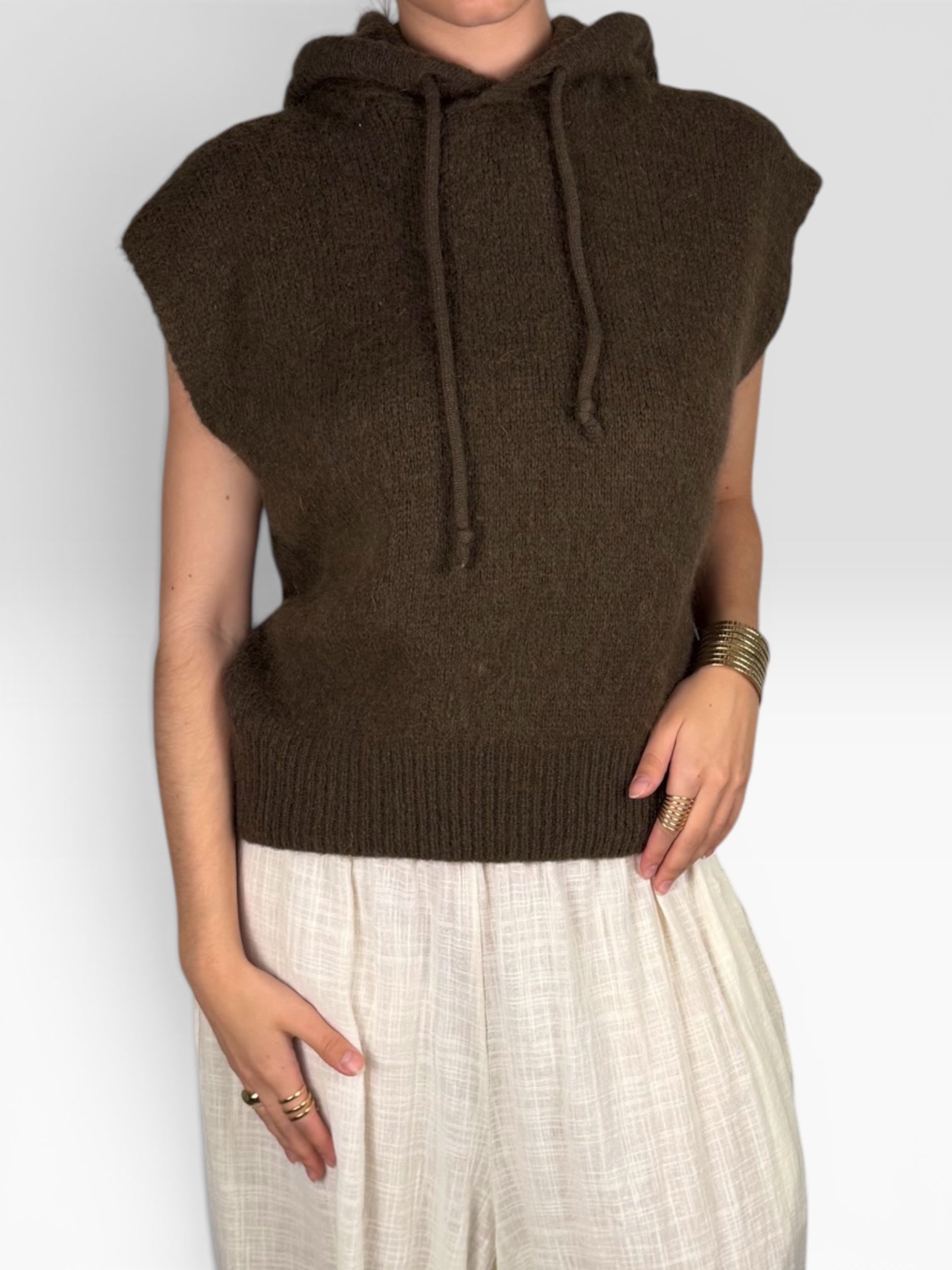 PULL HOODIE