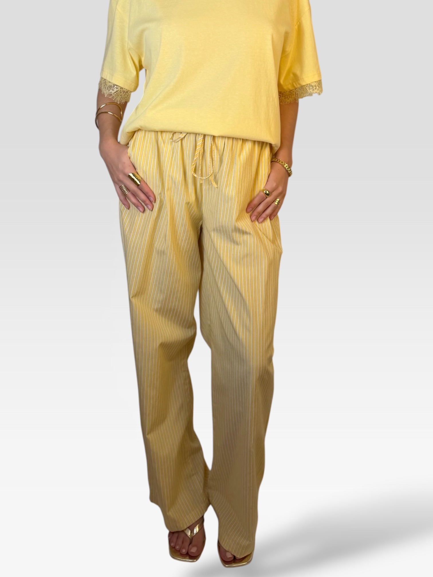PANTALON À RAYURES
