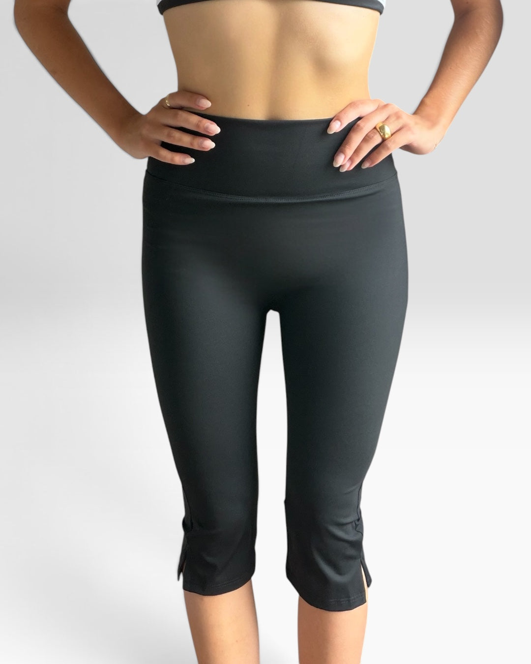 CAPRI YOGI