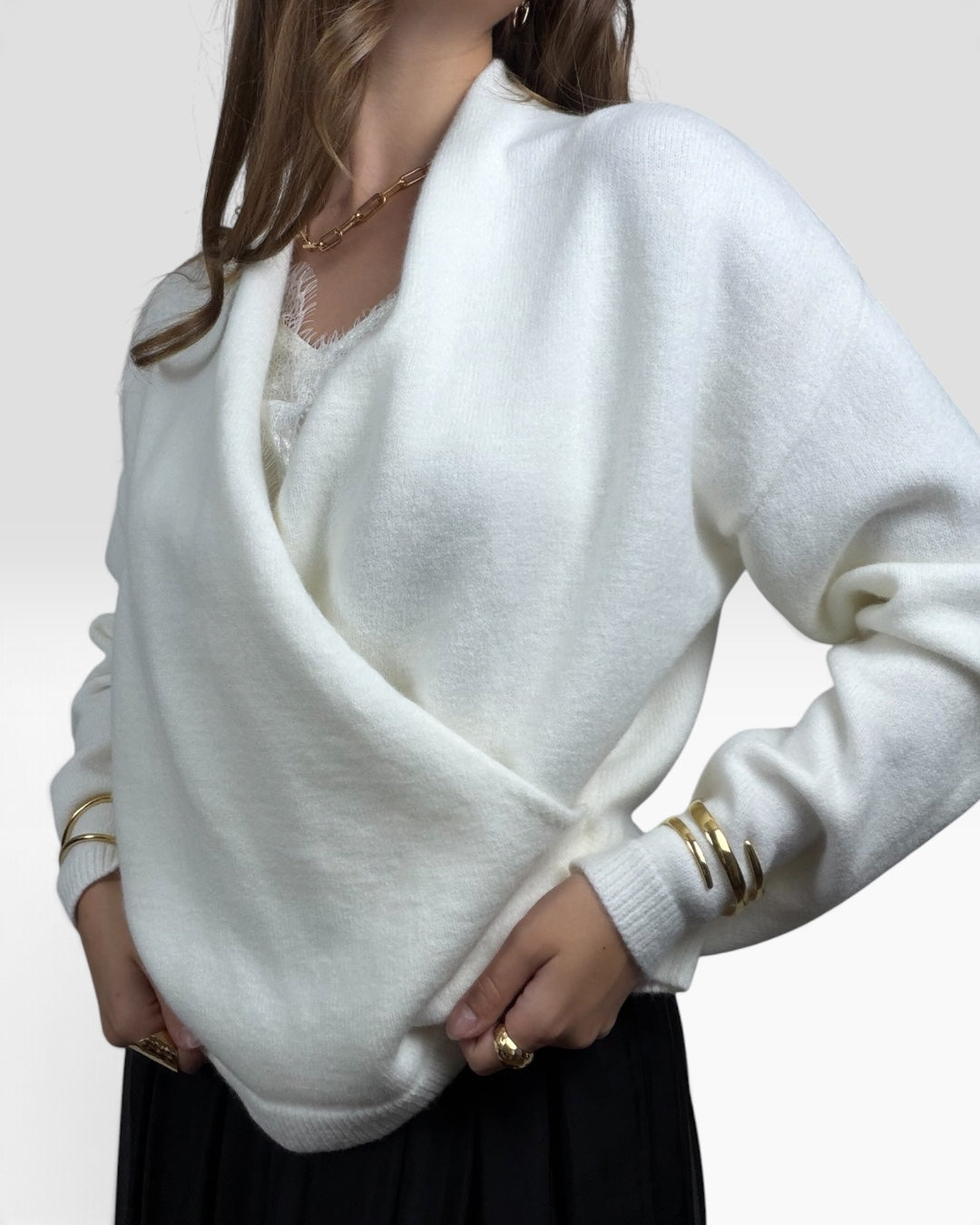 PULL LÉONIE