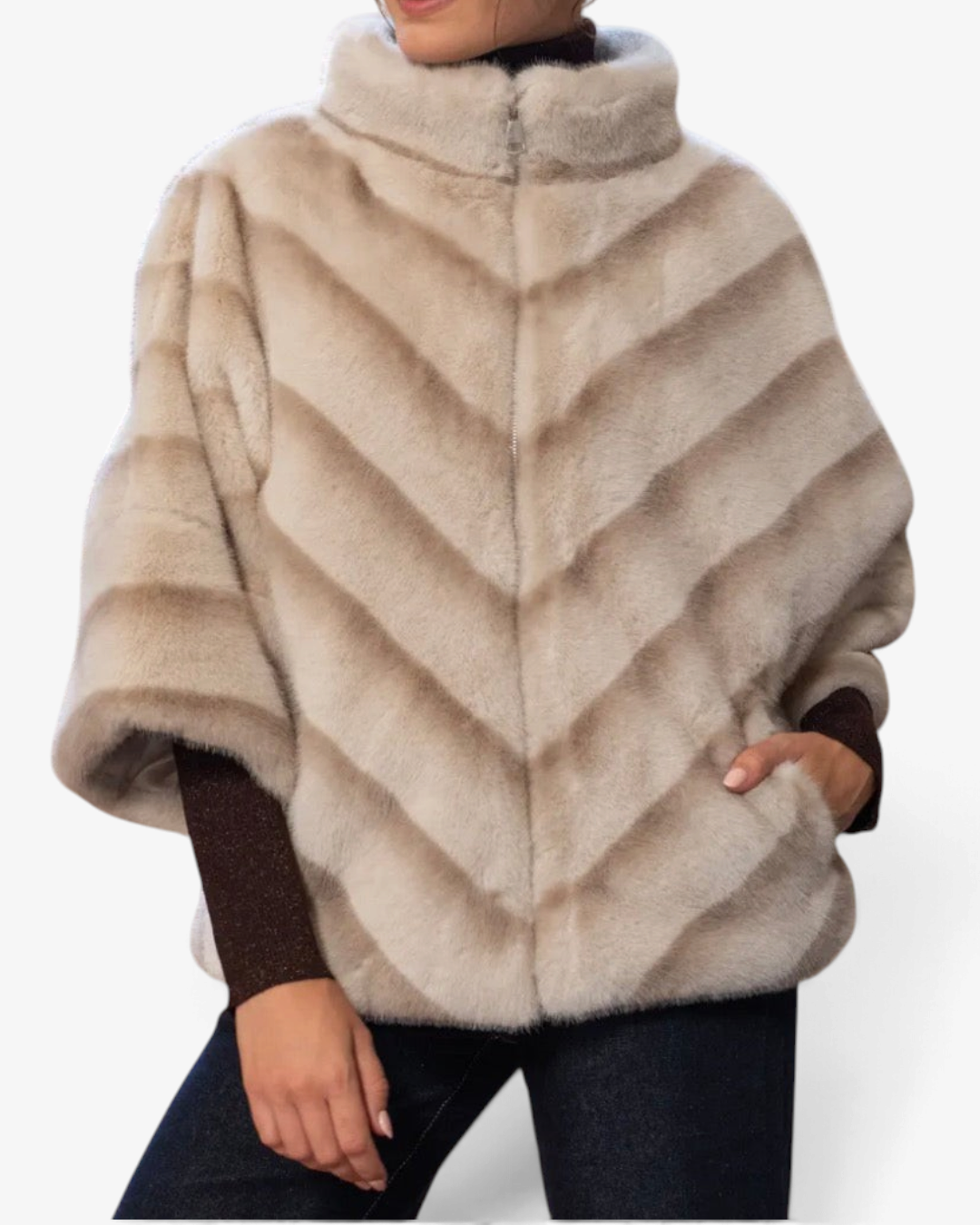 Manteau en fourrure HELLES beige avec motif chevron, col montant zippé et manches trois-quarts
